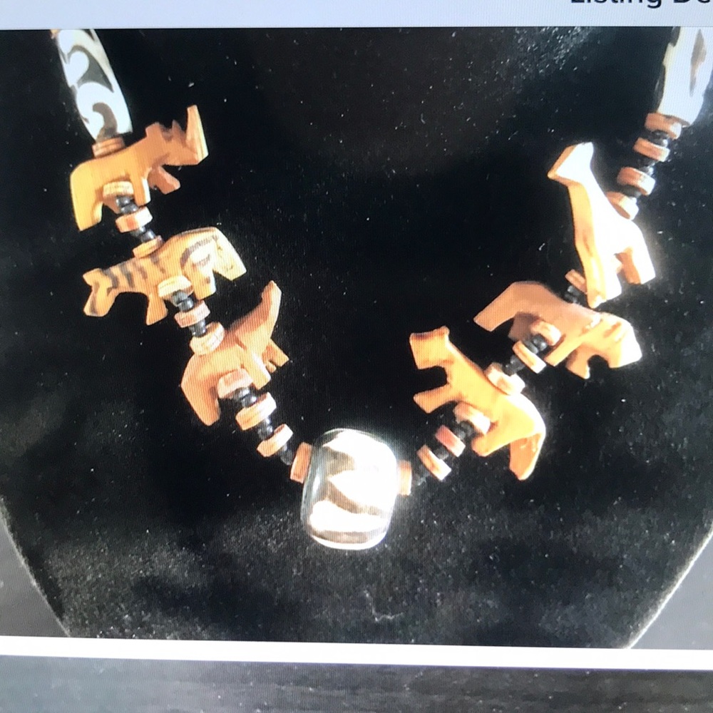 Lion king wood necklace 12” animals approx 1”